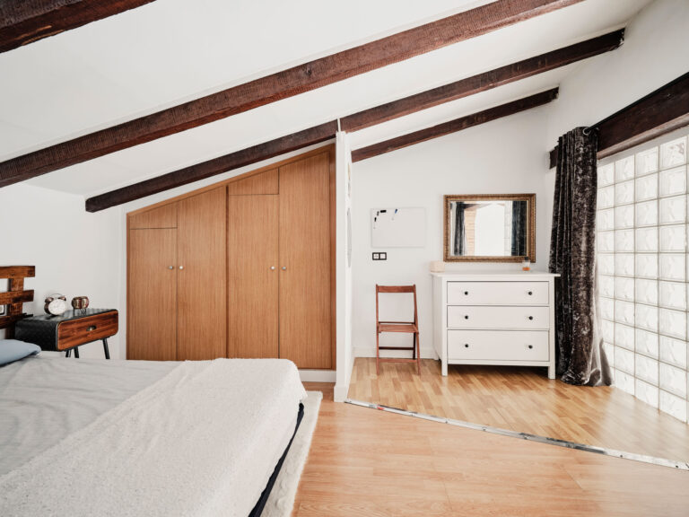 Bed2-6.jpg