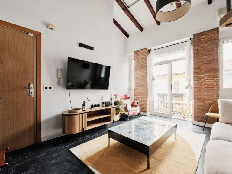 Lounge4.jpg